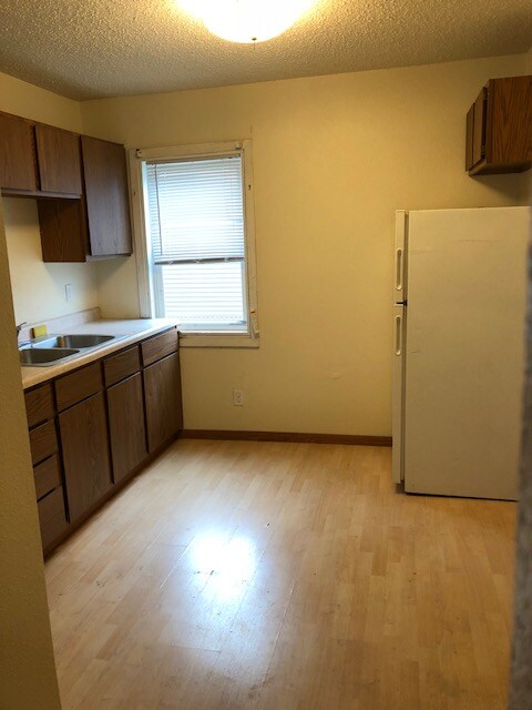 Building Photo - 120 S University Dr