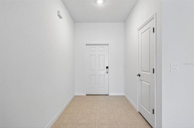 Building Photo - 11075 65th Ter E