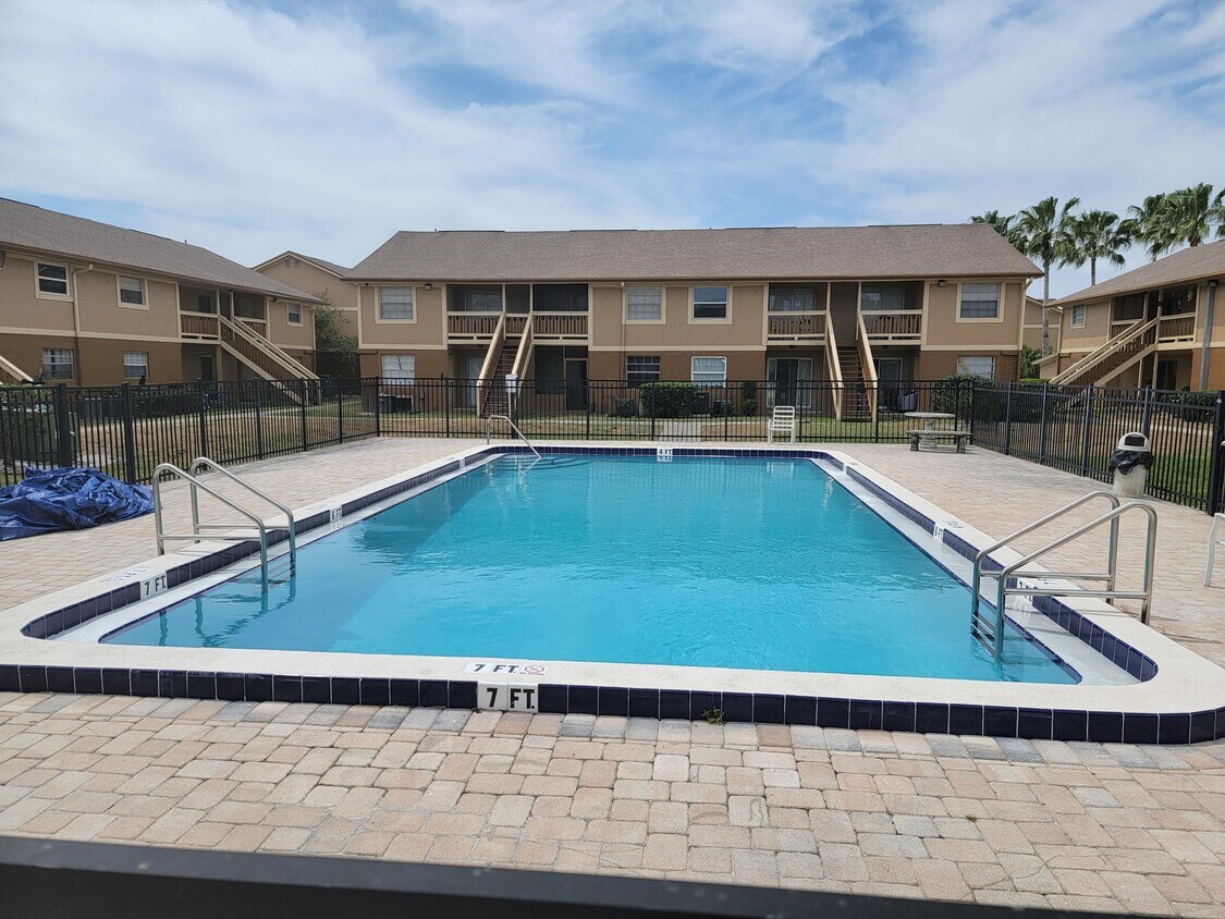 Foto principal - 288 Berkshire Ln