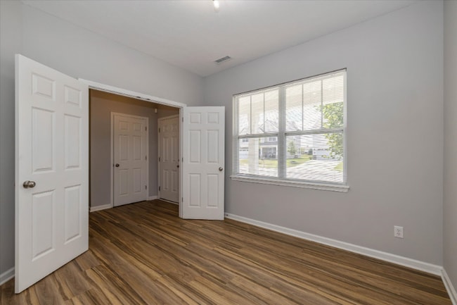 Building Photo - 6792 Highland Way