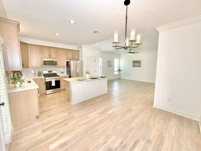 Foto del edificio - Gorgeous property in the highly sought aft...