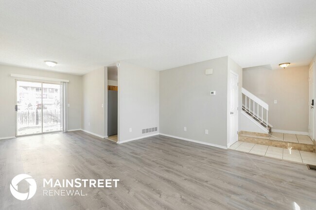 Foto del edificio - 9661 Adams St