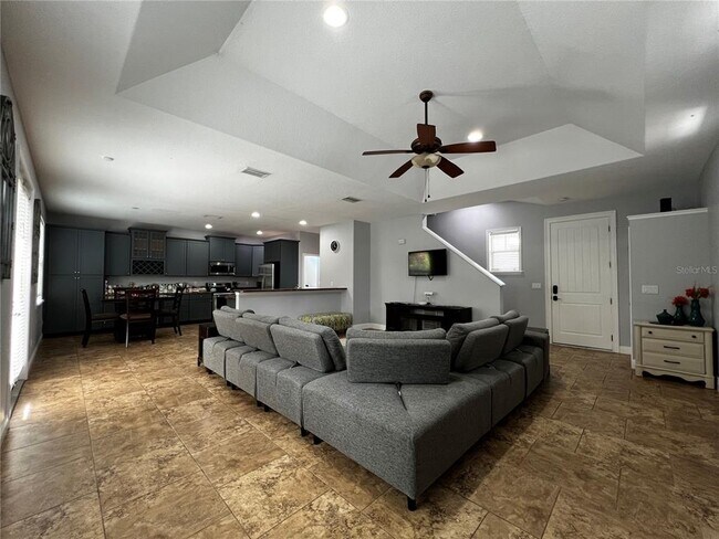 Foto del edificio - 3202 W Hartnett Ave