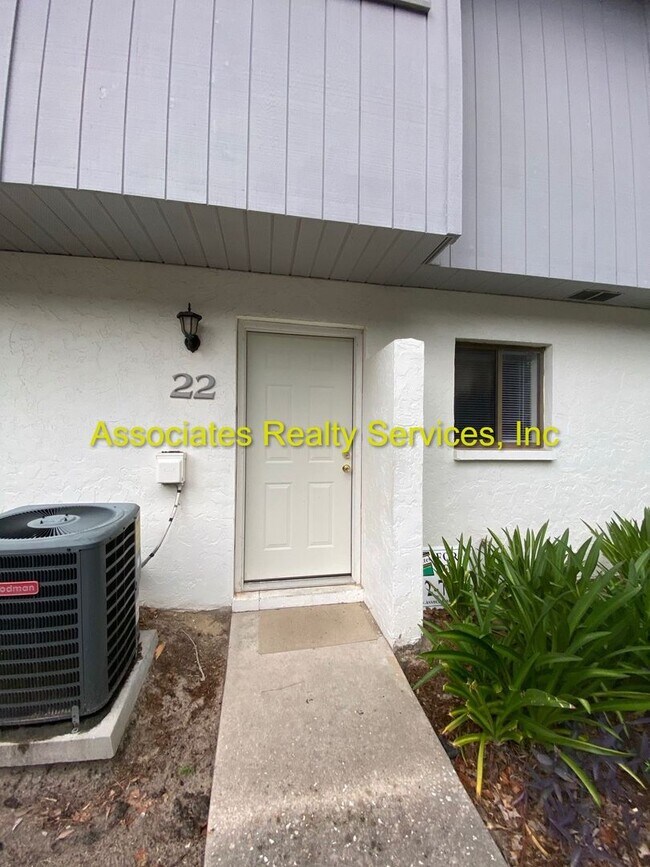 Foto del edificio - Cute Foxmoor 2/1.5 Townhome