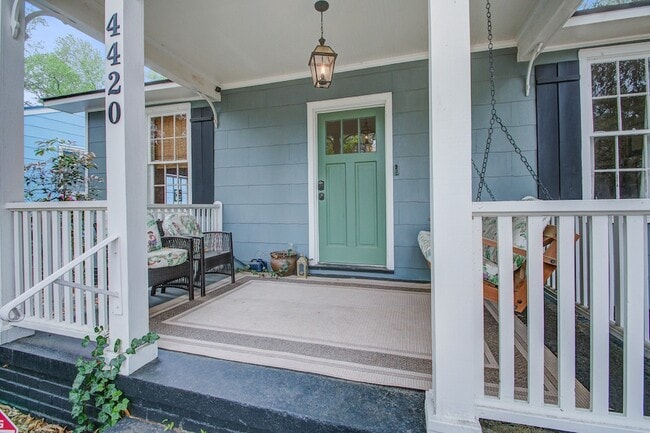 Building Photo - 4420 S Rhett Ave