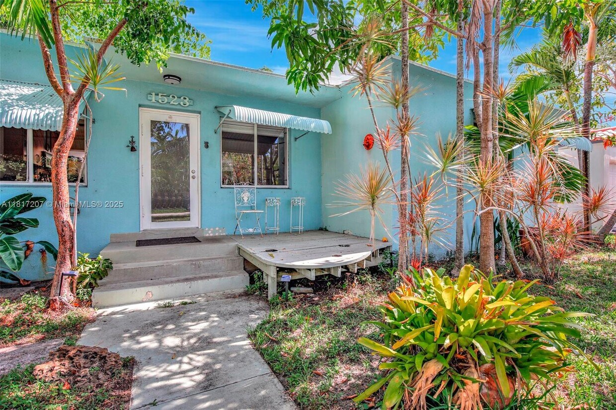 Foto principal - 1523 Dewey St