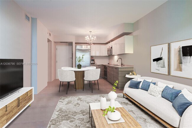 Building Photo - 1300 Brickell Bay Dr