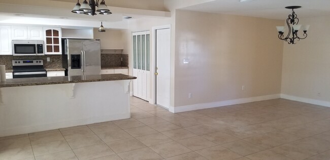 Building Photo - 26031 SW 130th Ave