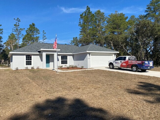 Building Photo - Custom Home - Desirable SW Ocala Neighborh...