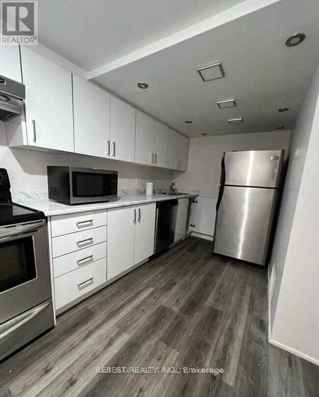 Photo du bâtiment - 18 Finsbury Dr