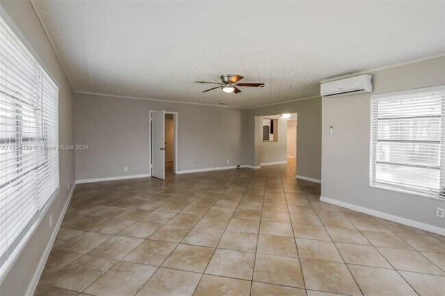 Foto del edificio - 2310 N 65th Way