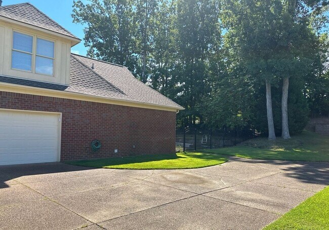 Foto del edificio - 10135 Ridgewood Oak Dr