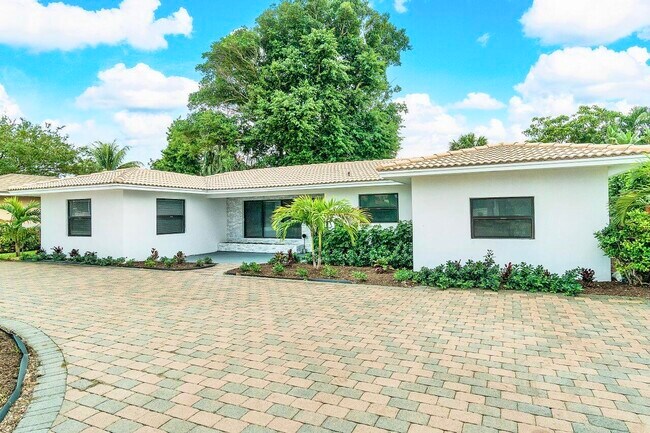 Foto del edificio - 324 Bamboo Rd