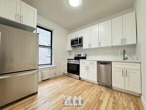 Building Photo - 860 Nostrand Ave