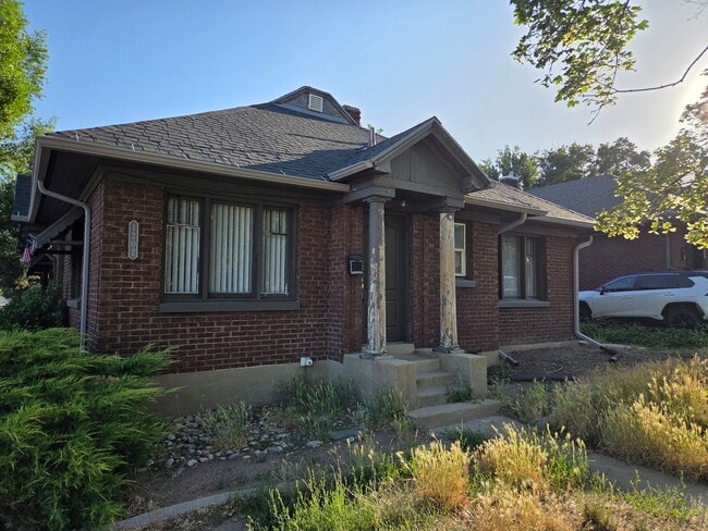 Building Photo - Ogden TriPlex