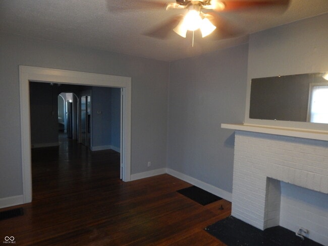 Building Photo - 4843 N College Ave