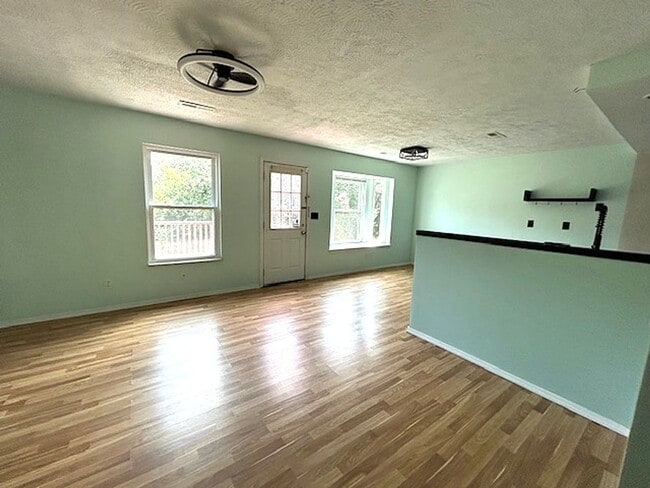 Building Photo - 1019 Brittany Park Dr