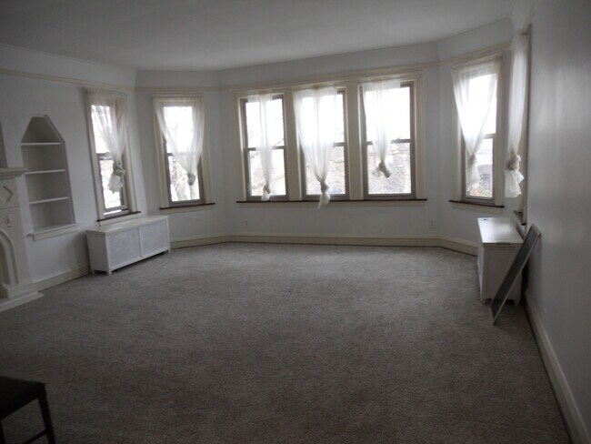 Foto del edificio - 9152 S Throop St