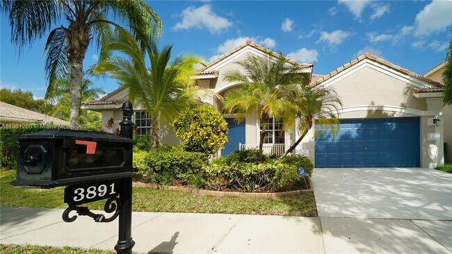 Building Photo - 3891 Crestwood Cir