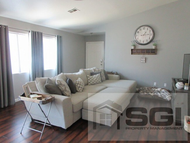 4 Bedroom Apartments In Phoenix Az Unique Decoration 4 Bedroom Apartments In Phoenix Az Unique Decoration