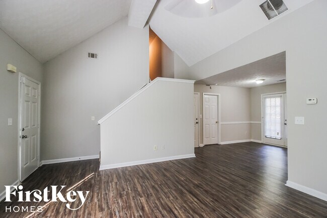 Foto del edificio - 6122 Hwy 81
