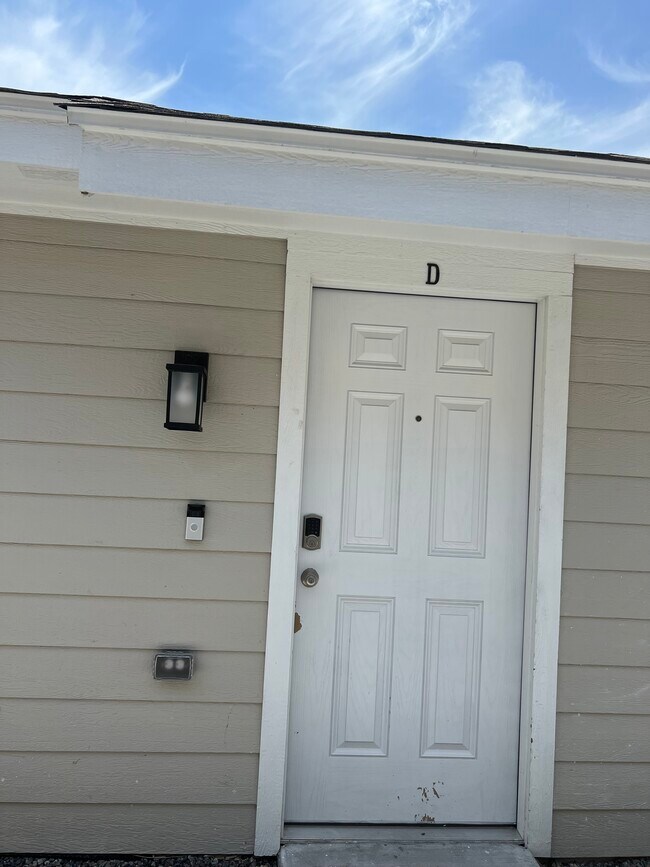 Foto del edificio - 2120 Southridge Ave