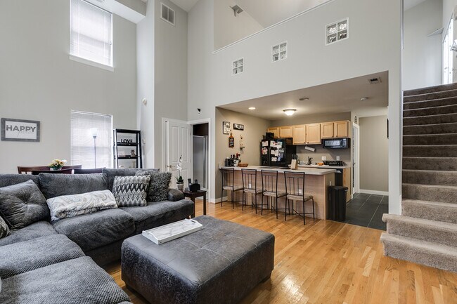 Building Photo - 213 N 18th St