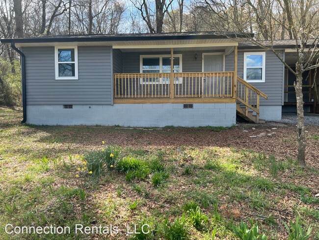 Building Photo - 3 br, 1 bath House - 309 Varnell Cedar St