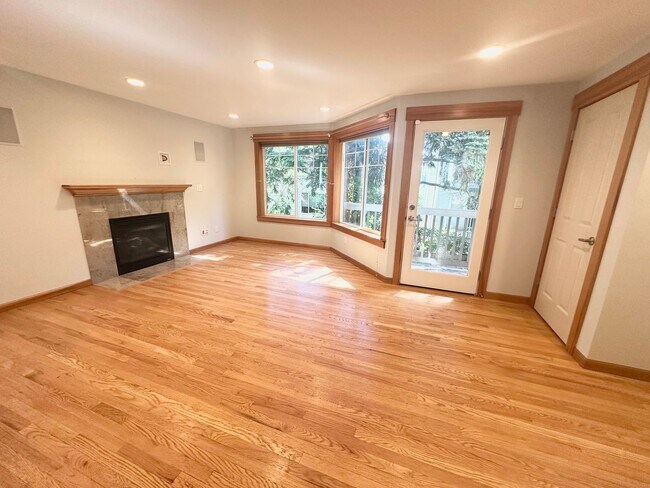 Foto del edificio - 9312 Stone Ave N