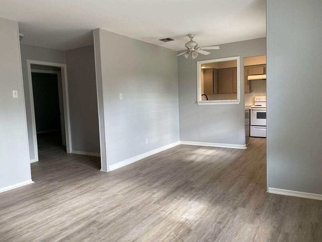 Foto principal - 1518 Early Ln