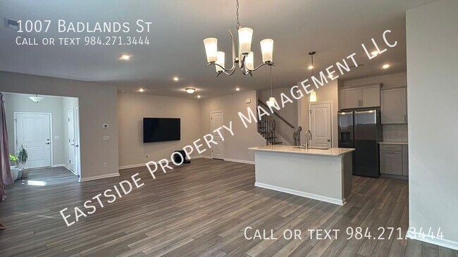 Foto del edificio - 1007 Badlands St