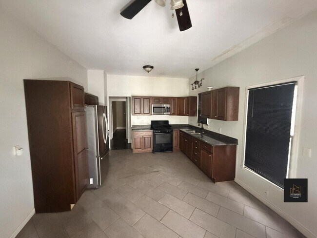 Foto del edificio - 335 S Shawnee Terrace