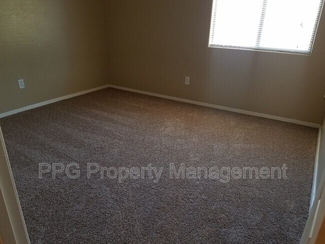 Foto del edificio - 16242 W Banff Ln