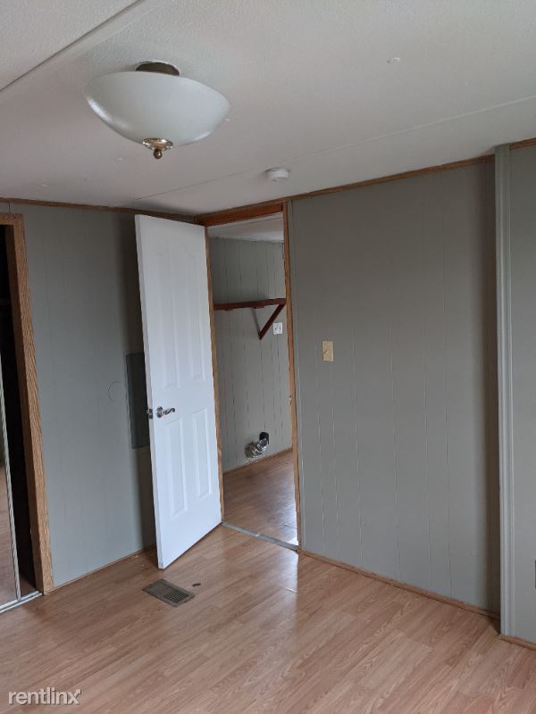 55 Bainey Broyles St, Greeneville, TN 37745 House Rental in