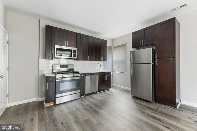 Foto del edificio - 4100 Norfolk Ave