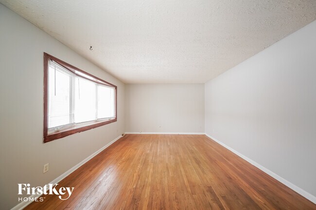 Foto del edificio - 130 Buisdale Dr