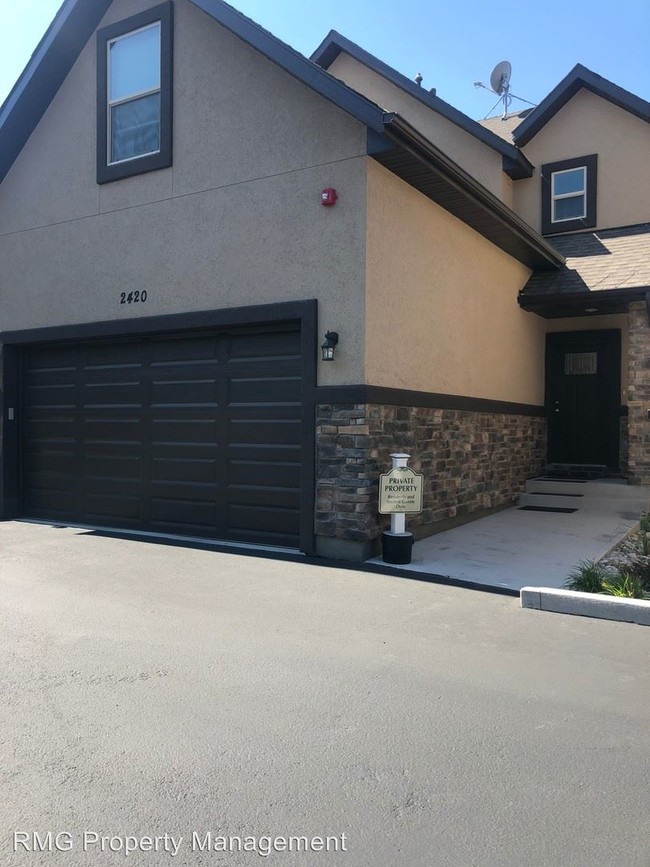 Foto del edificio - 4 br, 3.5 bath House - 2420 Khoury Lane