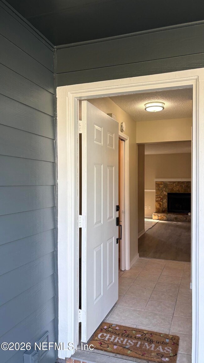 Foto del edificio - 11467 Fort Caroline Lakes Dr N