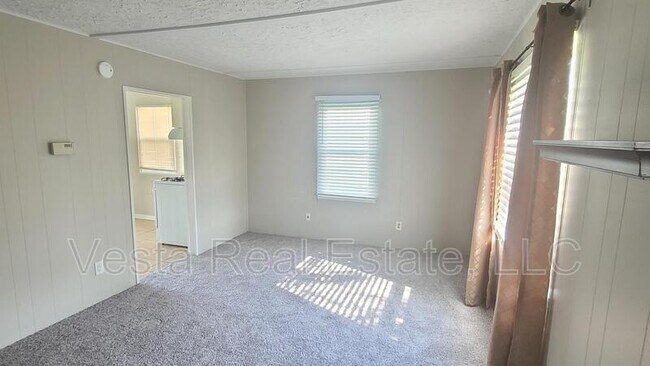 Foto del edificio - 1214 N State St