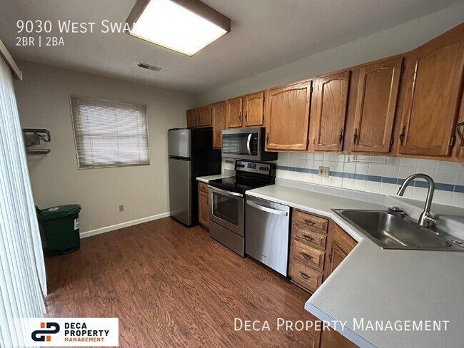 Building Photo - 9030 W Swan Cir