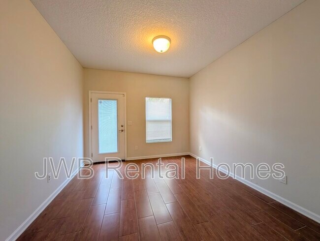 Foto del edificio - 11508 Gerado Rd