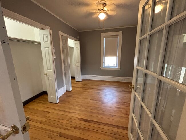 Building Photo - Apartment for Rent