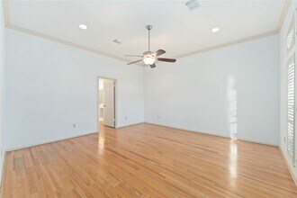 Building Photo - 86 Heathrow Ln