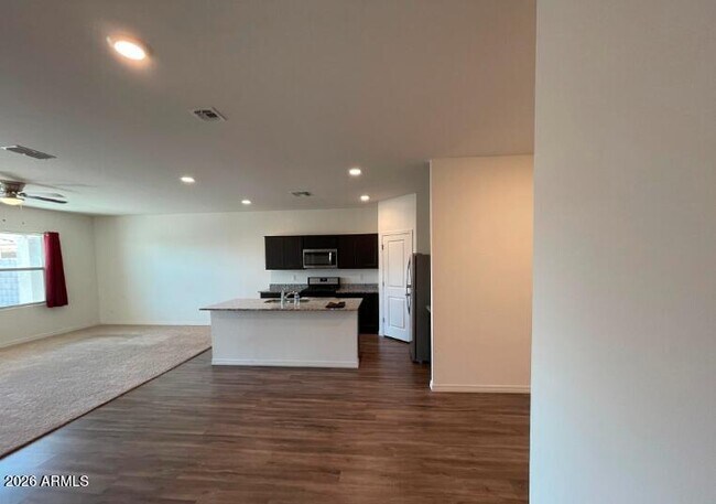 Building Photo - 19577 W Palo Verde Dr