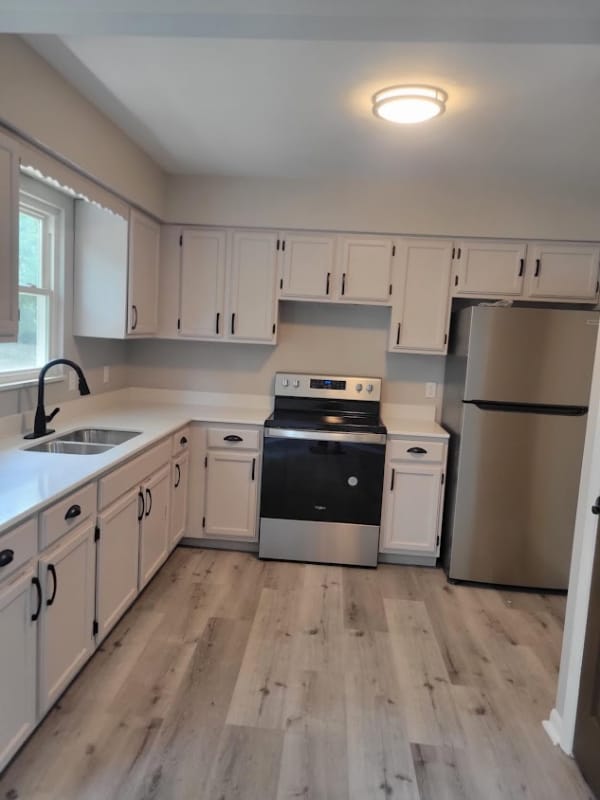 Building Photo - 805 Dayton Pike