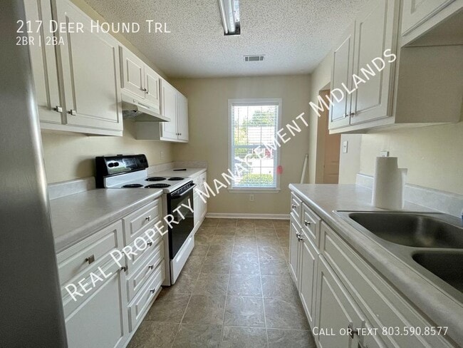 Building Photo - Cozy Home in the AltaMonte Foxcroft Homes ...