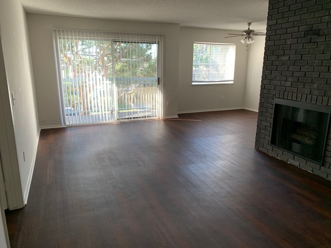 Building Photo - 3596 S Centinela Ave