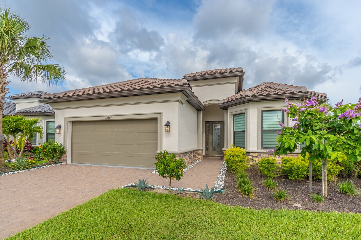 Front of house - 15347 Turin Dr