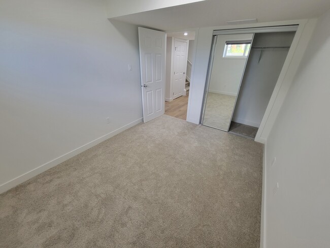 Building Photo - 8887 Carson Way SW