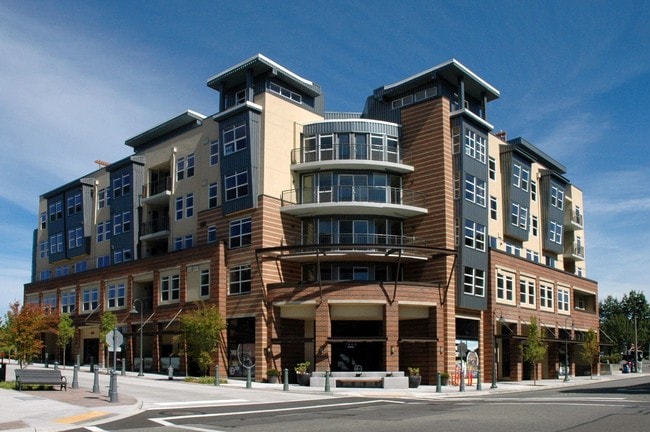 Primary Photo - 7800 Plaza